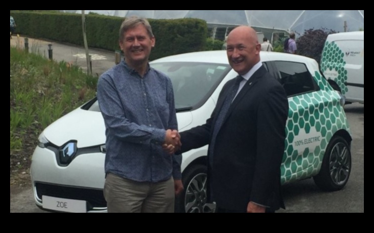 Ieslēdziet elektrību un atgriezieties dabā 4 Piedzīvojumi bez emisijām: saziņa ar dabu, izmantojot elektriskos transportlīdzekļus