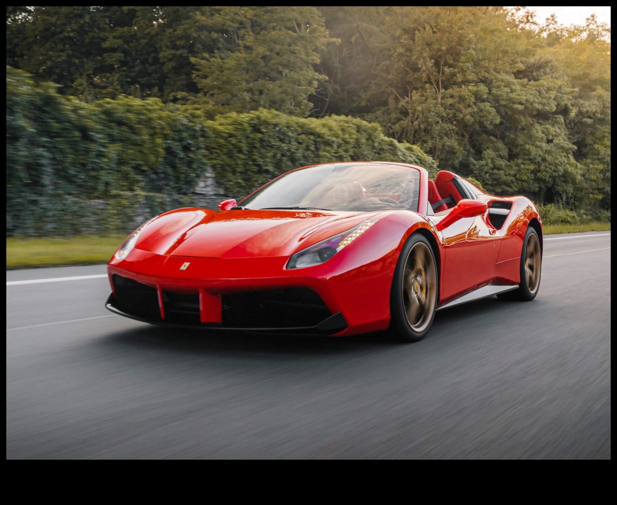 Aizraušanās no augšas: kabrioletas sporta automašīnas un brīvdabas piedzīvojumi