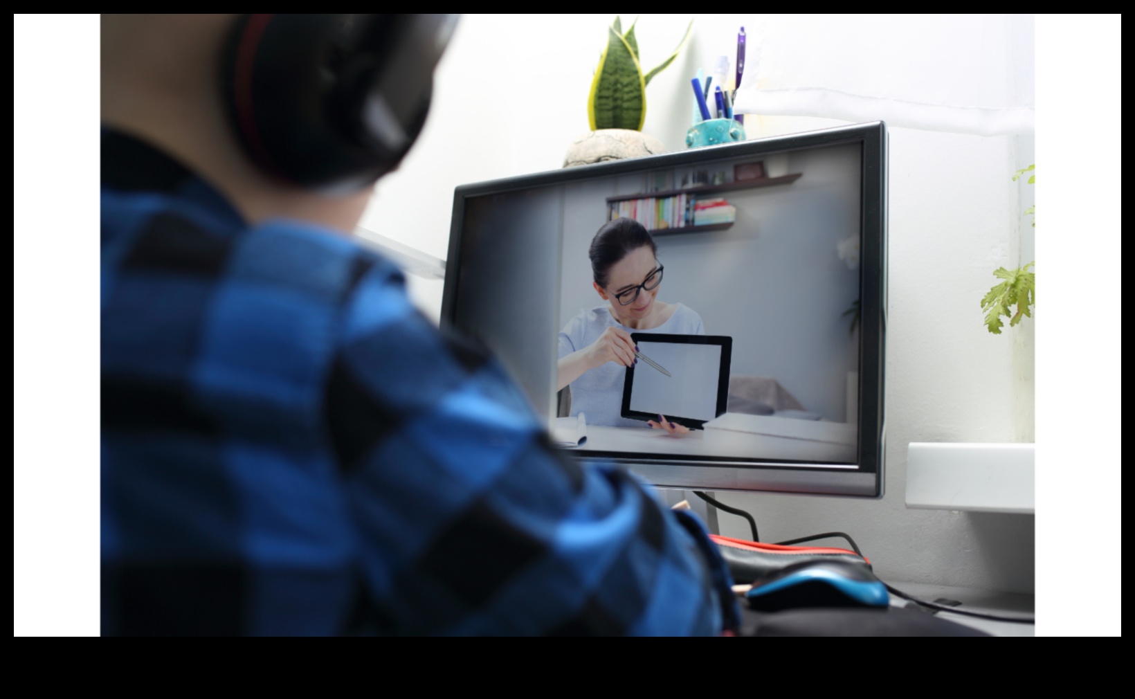 Digitālie pionieri: vizuālās mākslas un veselības aprūpes risinājumu nākotnes veidošana