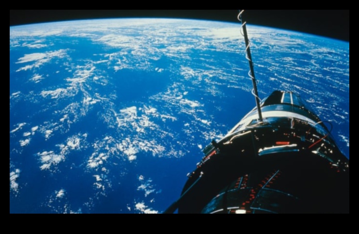 Astro meklējumi: pasakas par drosmīgām ekspedīcijām ar vismodernāko kosmosa kuģi