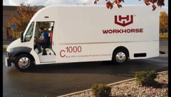 Mobilie darba zirgi: kravas automašīnas kā būtiski instrumenti rūpnieciskās darbībās